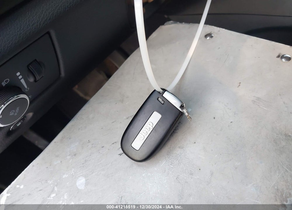 2020 JEEP GRAND CHEROKEE ALTITUDE 4X2 VIN: 1C4RJEAG4LC279033