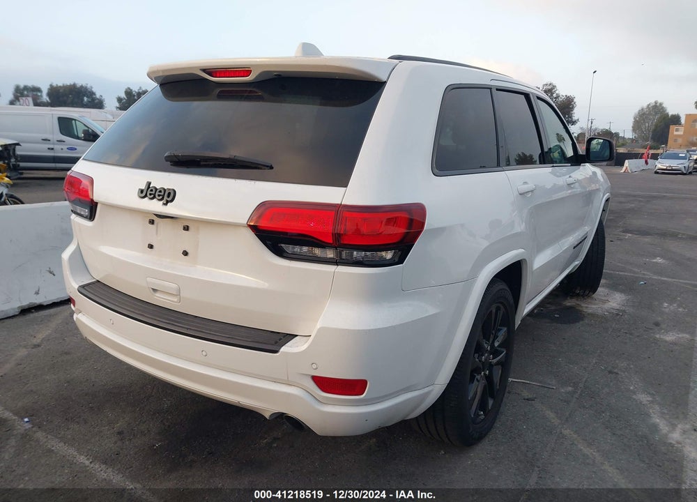 2020 JEEP GRAND CHEROKEE ALTITUDE 4X2 VIN: 1C4RJEAG4LC279033