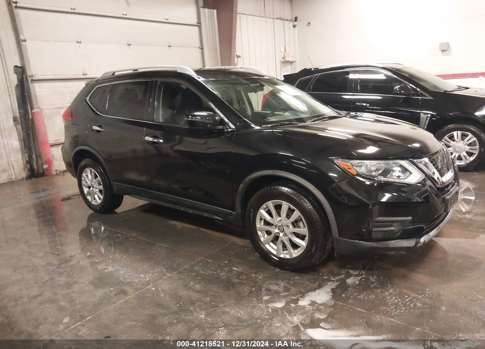 2017 NISSAN ROGUE SV VIN: KNMAT2MV4HP600357