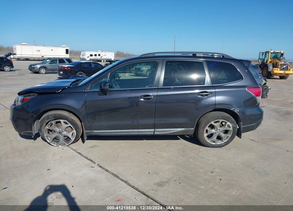 2018 SUBARU FORESTER 2.5I TOURING VIN: JF2SJAWC8JH464378