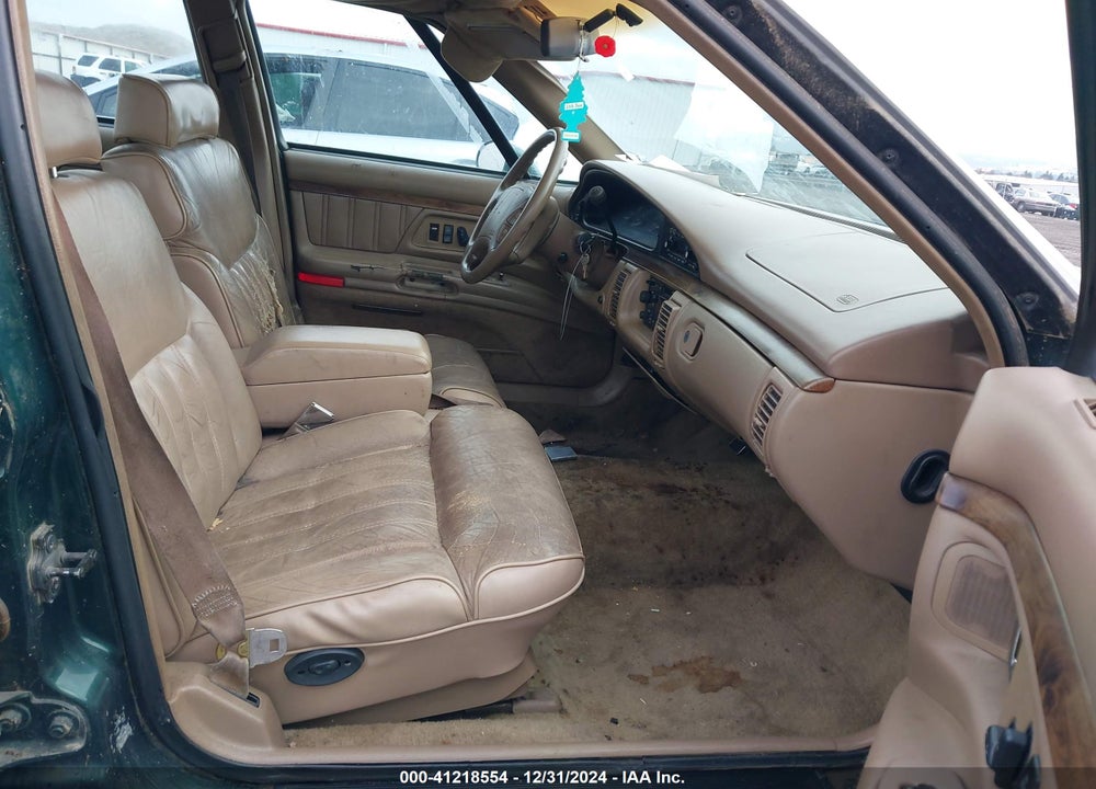 1994 OLDSMOBILE 98 REGENCY VIN: 1G3CX52L0R4302956