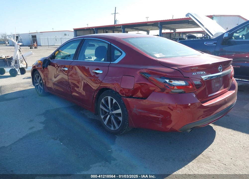 2017 NISSAN ALTIMA VIN: 1N4AL3AP7HC232751