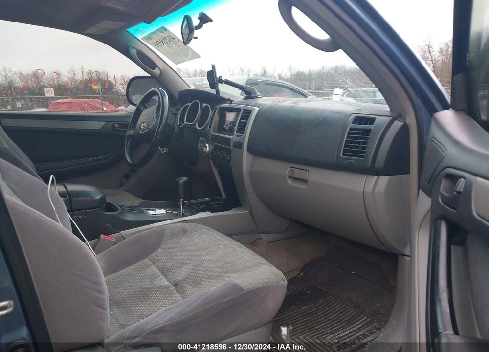 2005 TOYOTA 4RUNNER SR5 V6 VIN: JTEBU14R850078153