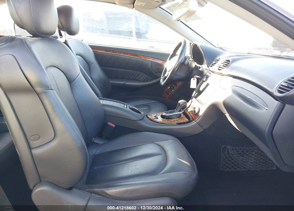 2007 MERCEDES-BENZ CLK 550 VIN: WDBTK72F77T075397