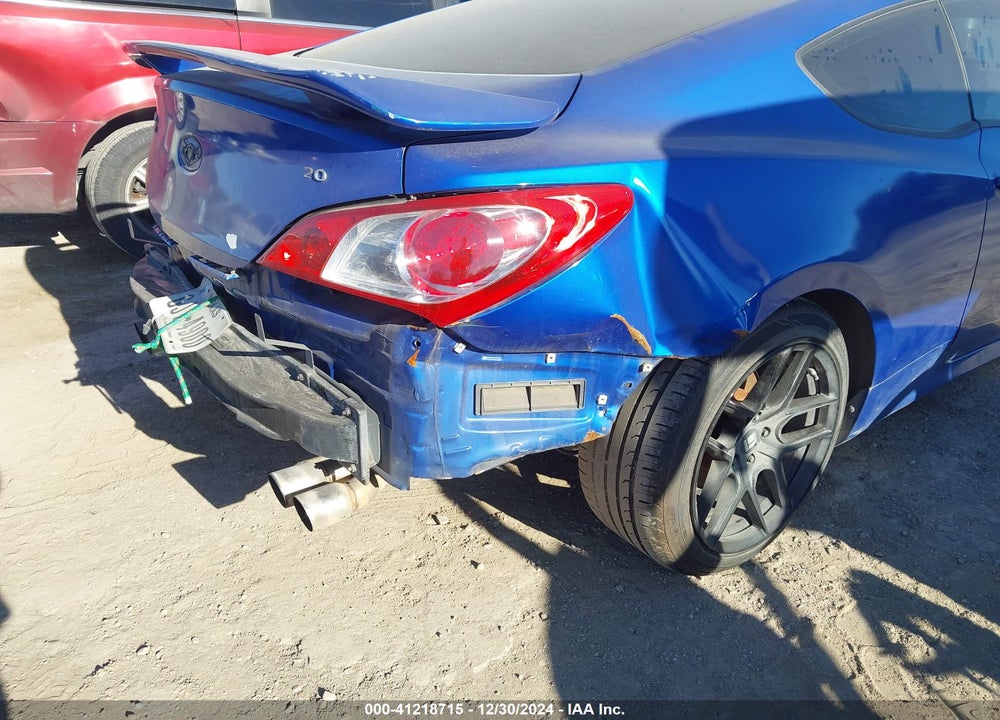 2010 HYUNDAI GENESIS 2.0T VIN: KMHHT6KD1AU028036