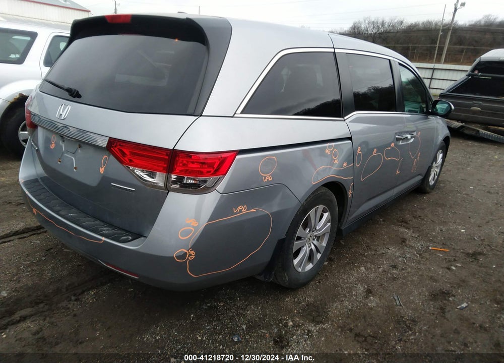 2016 HONDA ODYSSEY SE VIN: 5FNRL5H39GB137363