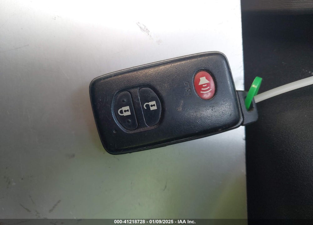 2011 TOYOTA PRIUS VIN: JTDKN3DU0B1401019