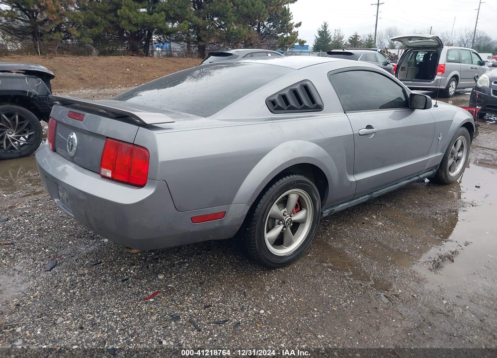 2006 FORD MUSTANG V6 VIN: 1ZVFT80N365109816
