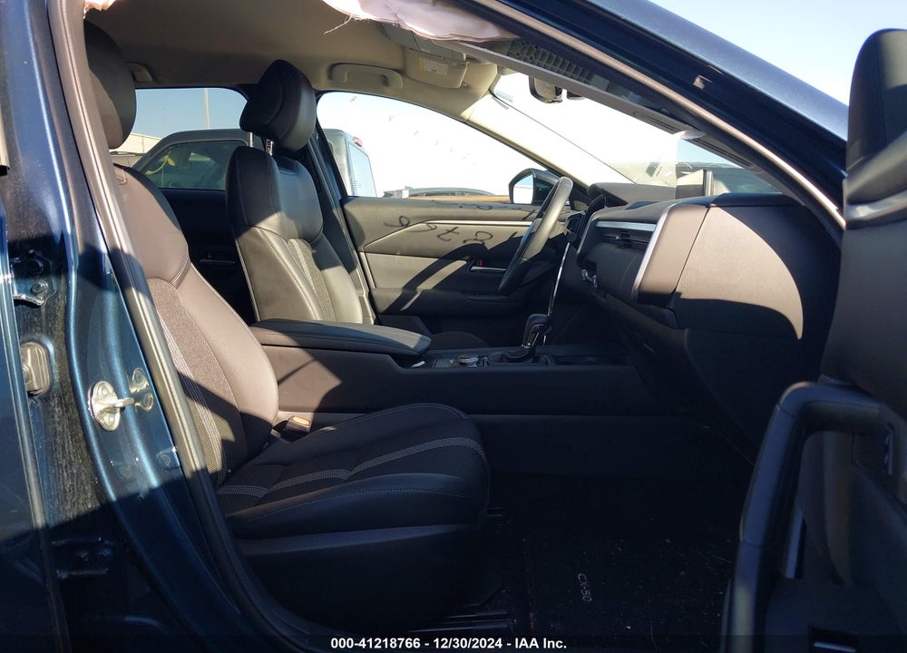 2025 MAZDA CX-50 2.5 S PREFERRED PACKAGE VIN: 7MMVABBM7SN304219