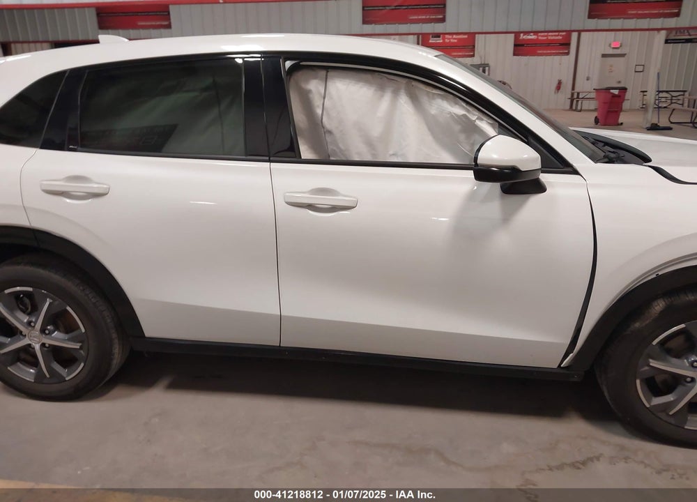 2024 HONDA HR-V 2WD EX-L/2WD EX-L W/O BSI VIN: 3CZRZ1H74RM704548
