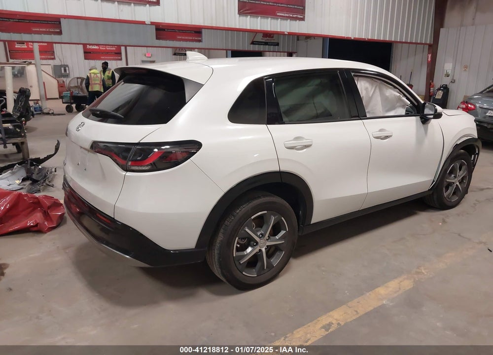 2024 HONDA HR-V 2WD EX-L/2WD EX-L W/O BSI VIN: 3CZRZ1H74RM704548