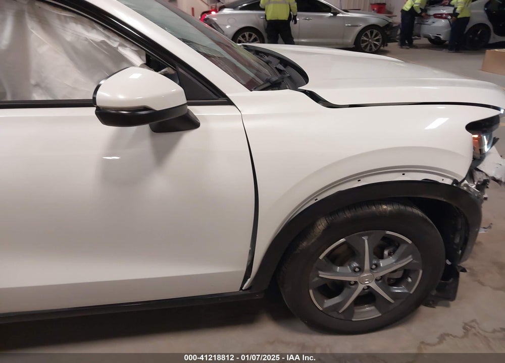 2024 HONDA HR-V 2WD EX-L/2WD EX-L W/O BSI VIN: 3CZRZ1H74RM704548