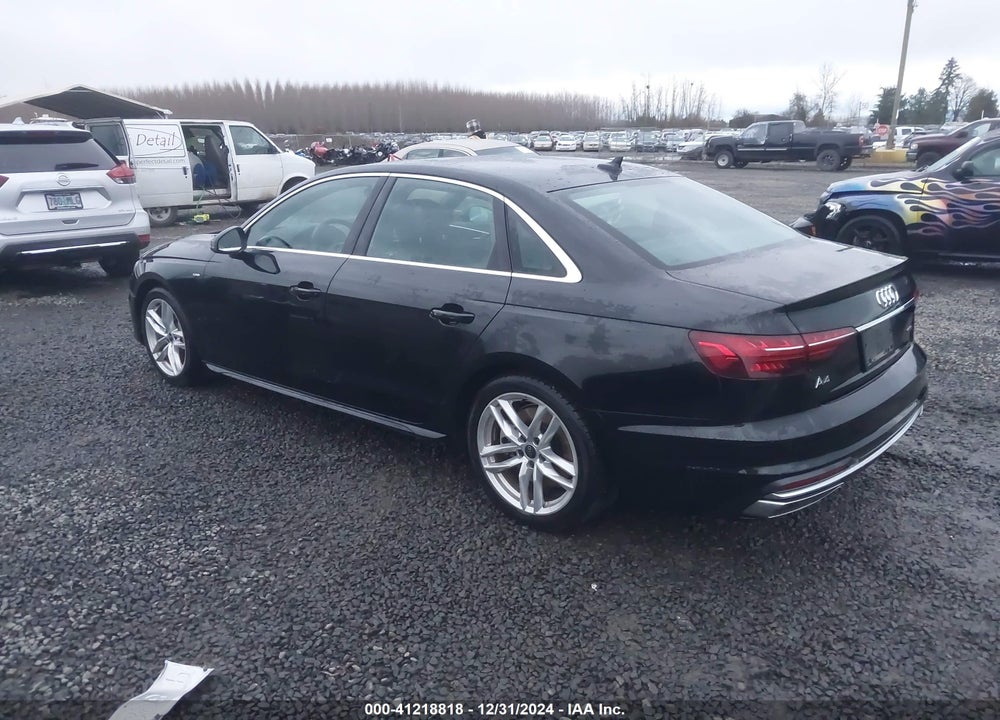 2024 AUDI A4 PREMIUM PLUS 45 TFSI S LINE QUATTRO S TRONIC VIN: WAUEAAF45RN013021
