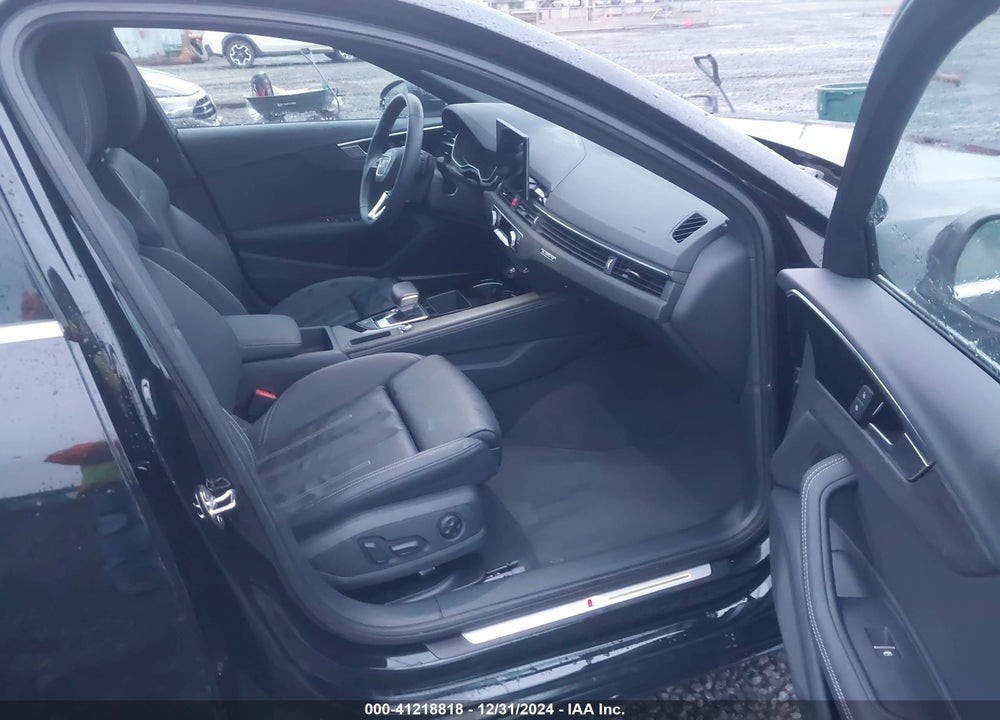 2024 AUDI A4 PREMIUM PLUS 45 TFSI S LINE QUATTRO S TRONIC VIN: WAUEAAF45RN013021