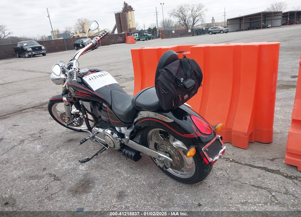 2006 VICTORY MOTORCYCLES VEGAS CALIFORNIA VIN: 5VPGB26L363002243