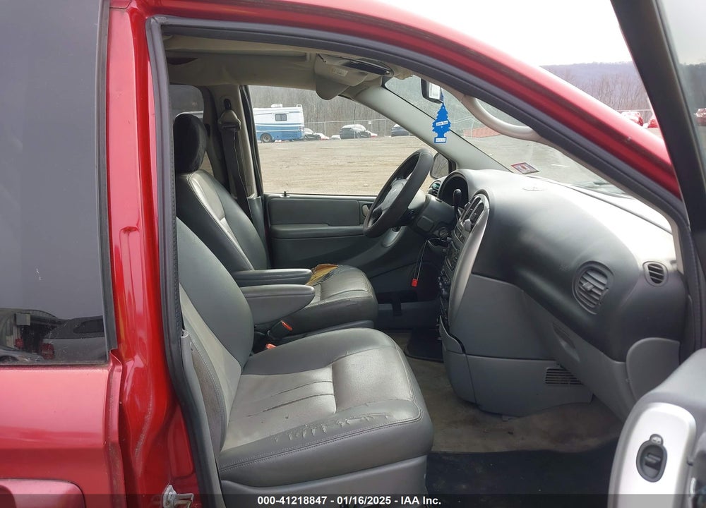 2007 DODGE GRAND CARAVAN SXT VIN: 2D4GP44L17R178363