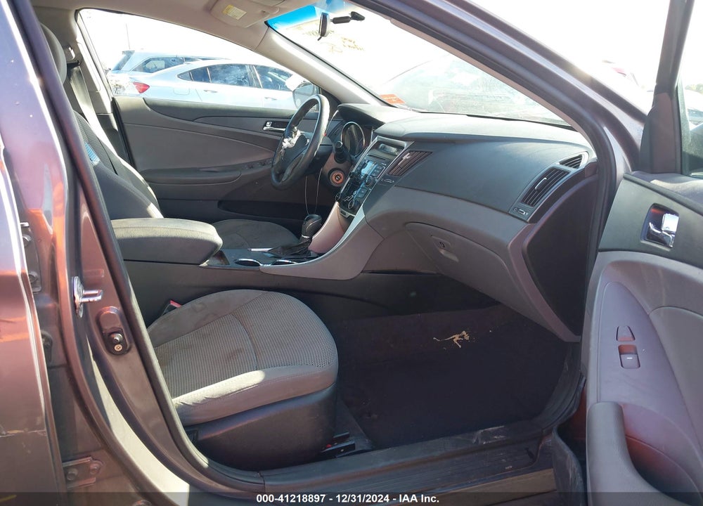 2011 HYUNDAI SONATA VIN: 5NPEB4AC7BH258229