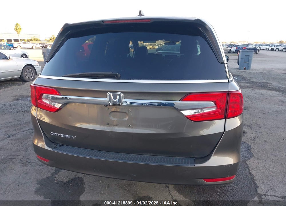 2018 HONDA ODYSSEY EX-L VIN: 5FNRL6H75JB035915