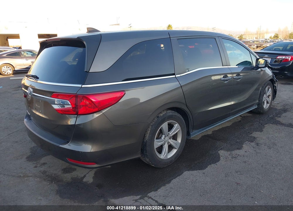 2018 HONDA ODYSSEY EX-L VIN: 5FNRL6H75JB035915