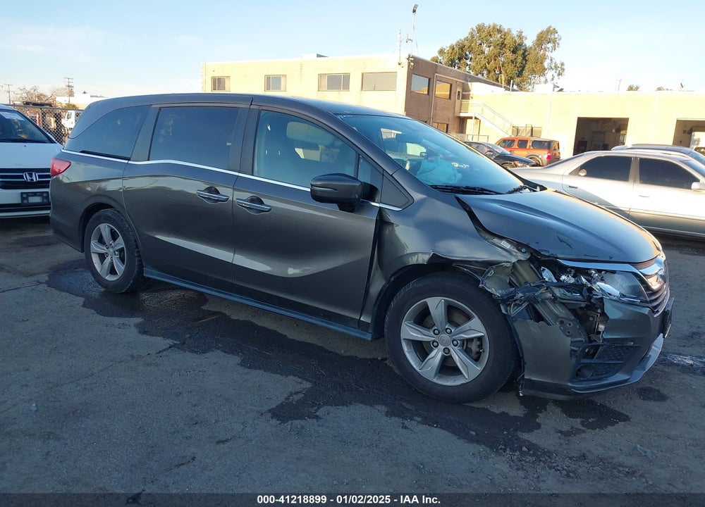 2018 HONDA ODYSSEY EX-L VIN: 5FNRL6H75JB035915