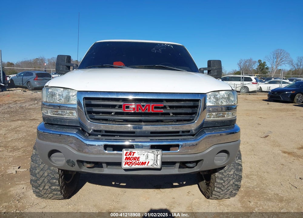 2004 GMC SIERRA 2500HD VIN: 1GTHK23164F154857
