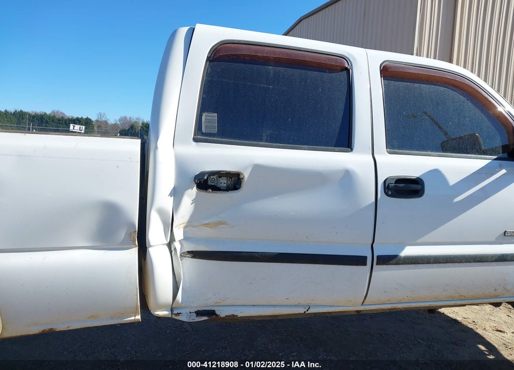 2004 GMC SIERRA 2500HD VIN: 1GTHK23164F154857
