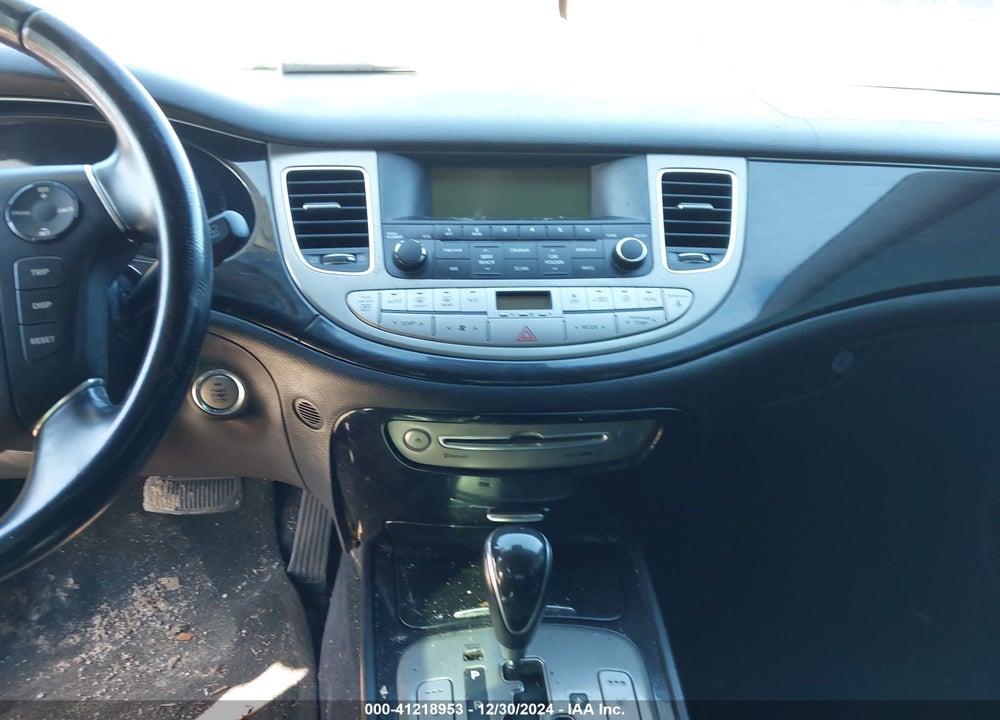 2013 HYUNDAI GENESIS VIN: KMHGC4DD3DU248473