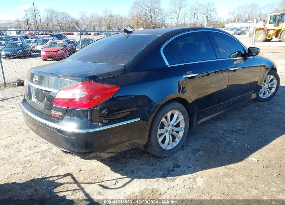 2013 HYUNDAI GENESIS VIN: KMHGC4DD3DU248473