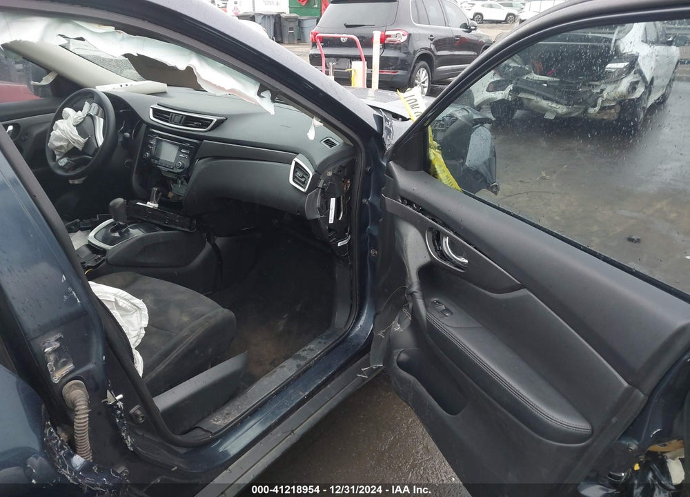 2016 NISSAN ROGUE S VIN: 5N1AT2MT9GC876856