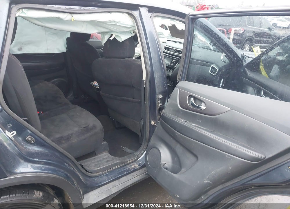 2016 NISSAN ROGUE S VIN: 5N1AT2MT9GC876856