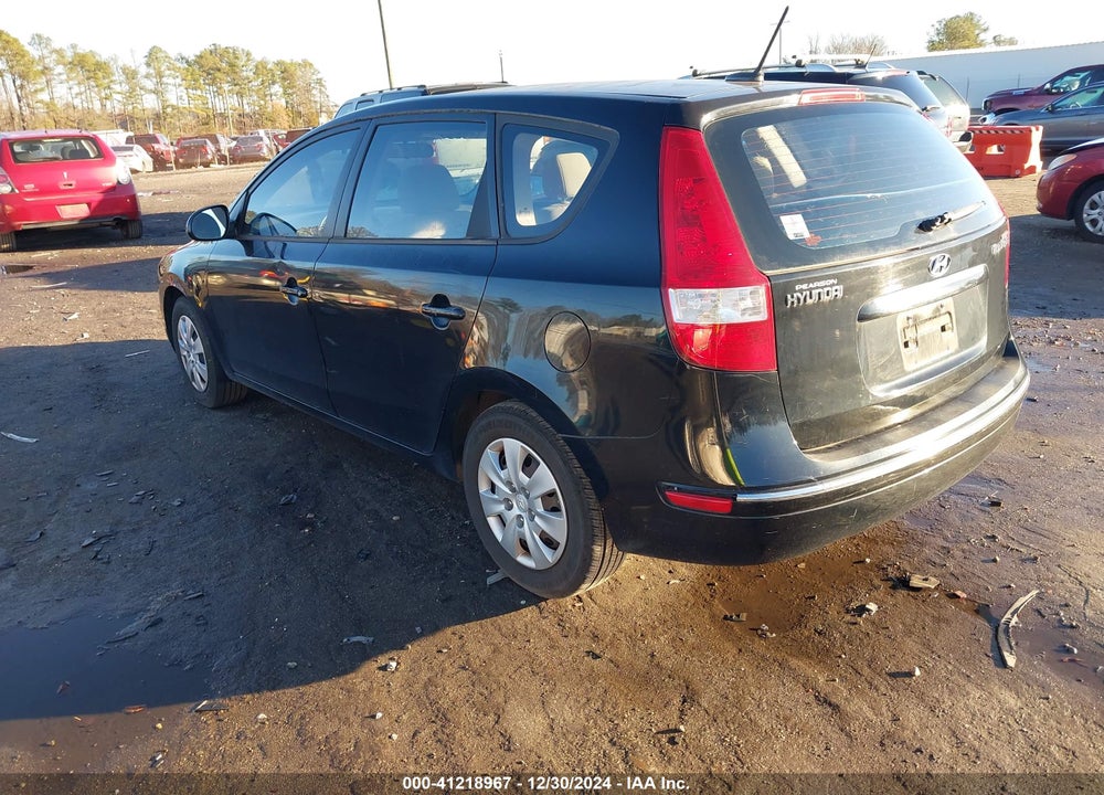 2011 HYUNDAI ELANTRA TOURING GLS VIN: KMHDB8AE8BU096214