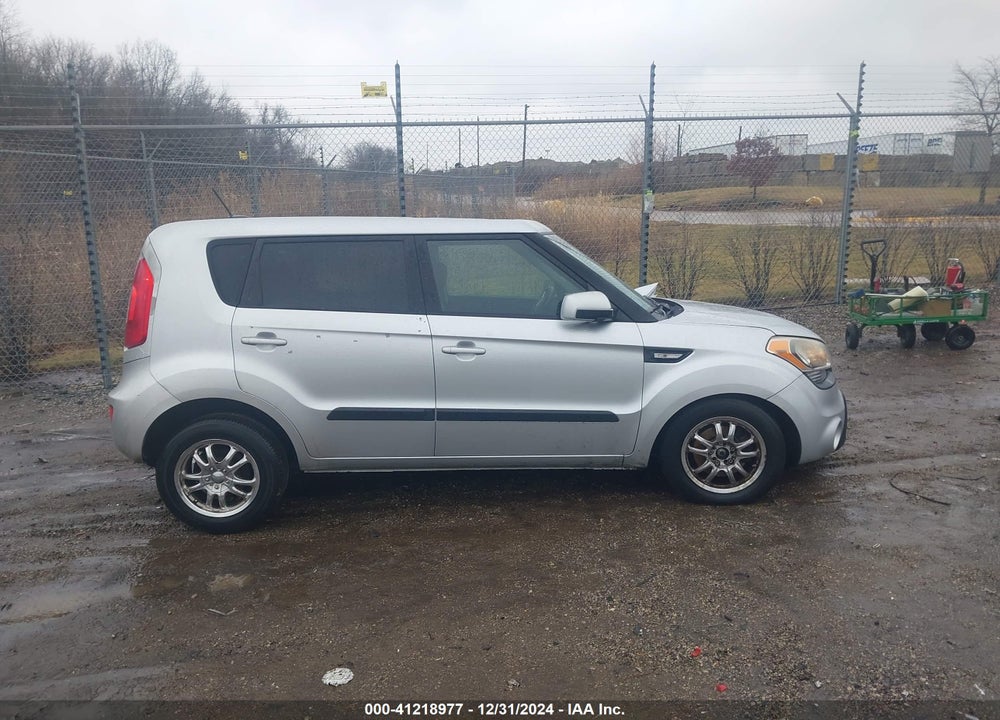 2012 KIA SOUL VIN: KNDJT2A5XC7427196