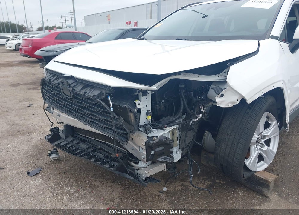 2021 TOYOTA RAV4 XLE VIN: 2T3W1RFV4MW166909