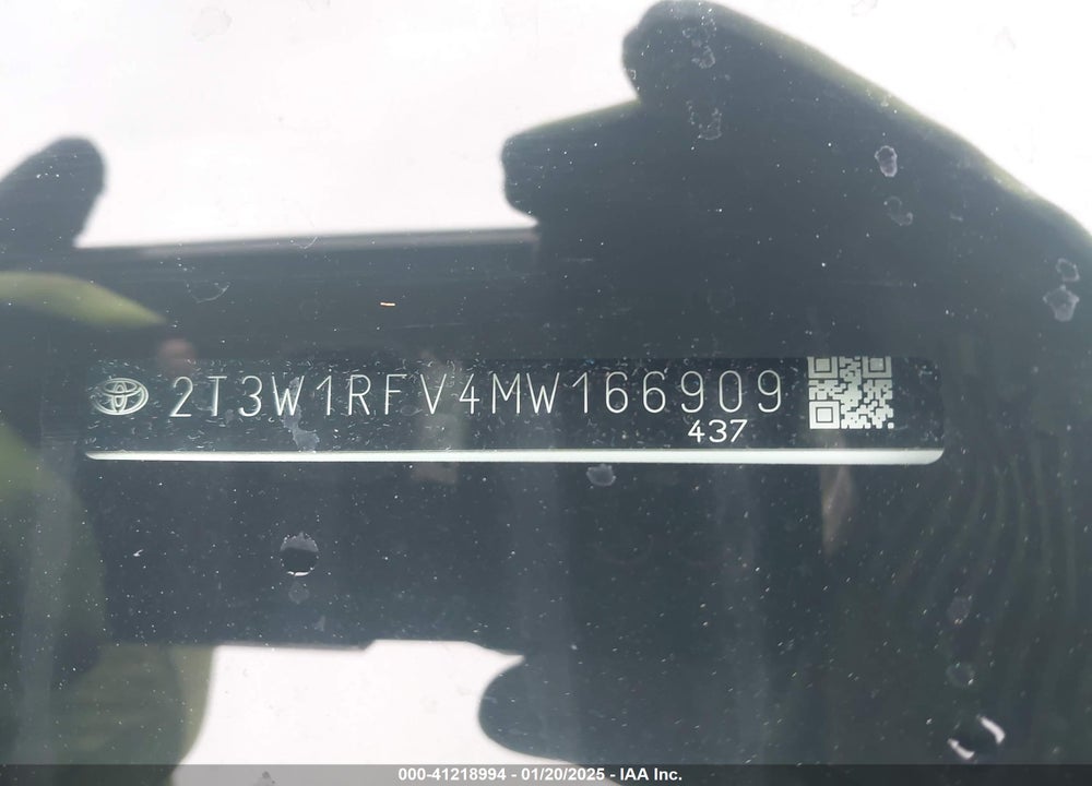 2021 TOYOTA RAV4 XLE VIN: 2T3W1RFV4MW166909