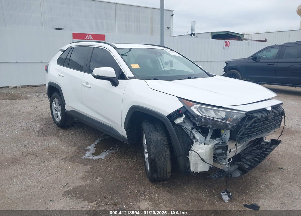 2021 TOYOTA RAV4 XLE VIN: 2T3W1RFV4MW166909