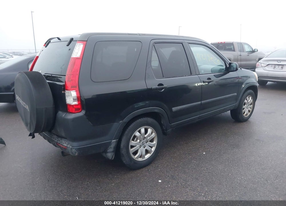 2005 HONDA CR-V EX VIN: SHSRD78845U305873