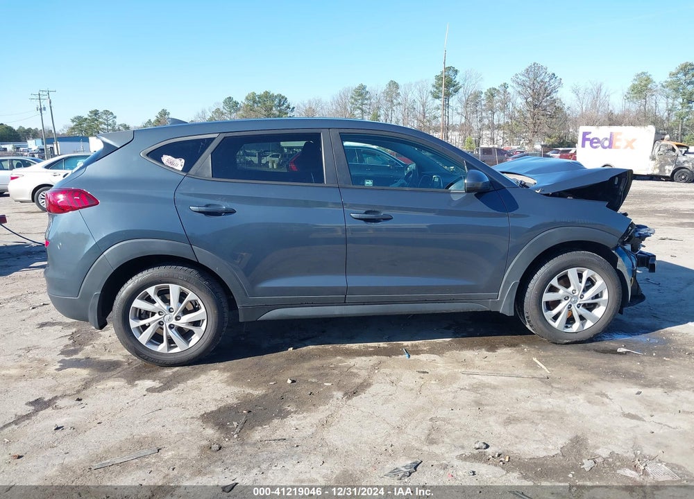 2019 HYUNDAI TUCSON SE VIN: KM8J23A49KU058844