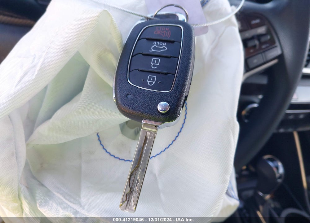 2019 HYUNDAI TUCSON SE VIN: KM8J23A49KU058844