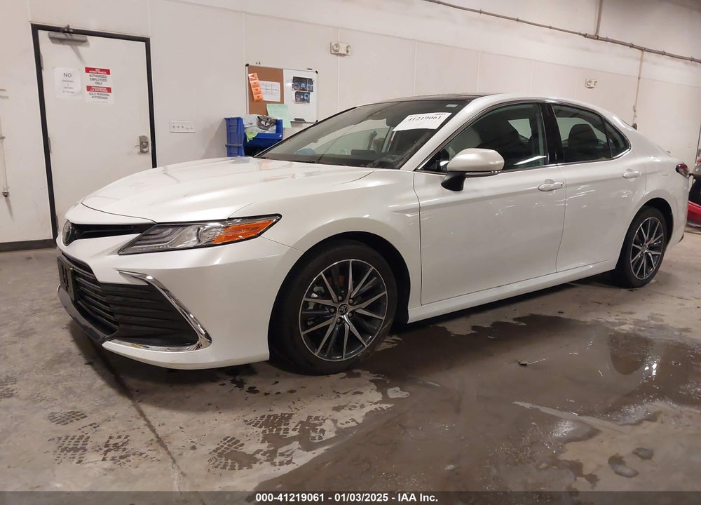 2021 TOYOTA CAMRY VIN: 4T1F11BK8MU037268