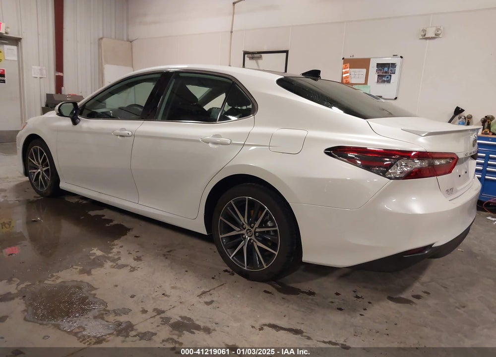 2021 TOYOTA CAMRY VIN: 4T1F11BK8MU037268