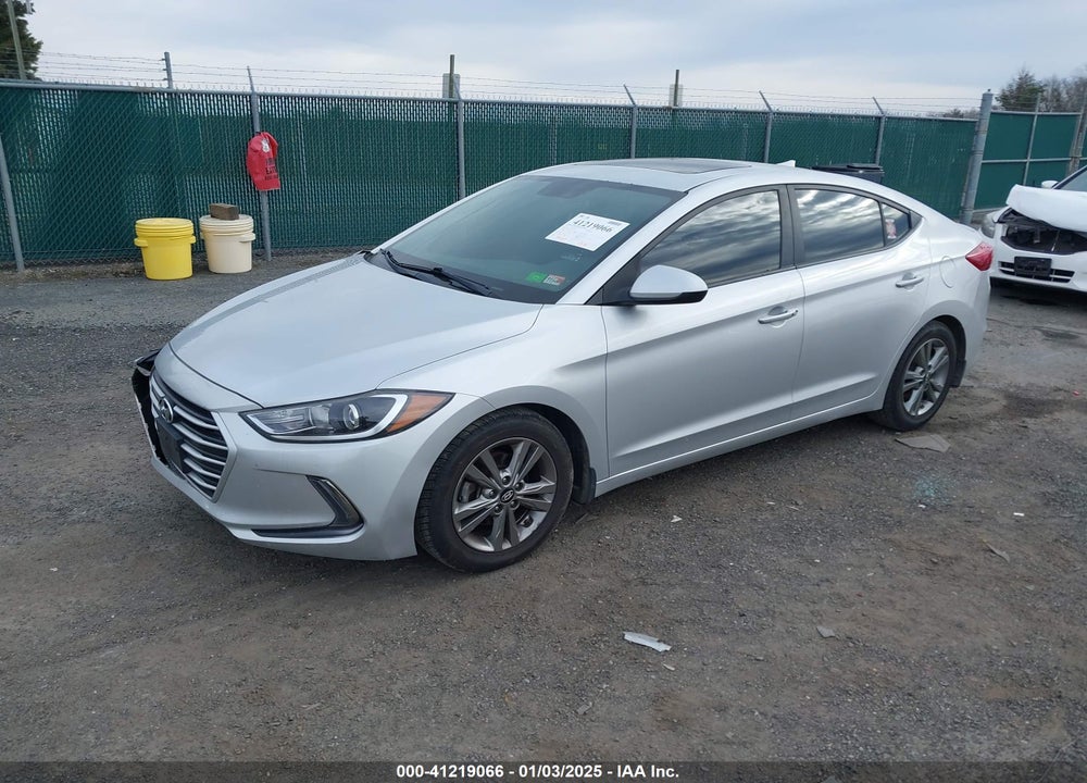 2018 HYUNDAI ELANTRA VIN: 5NPD84LF2JH355659