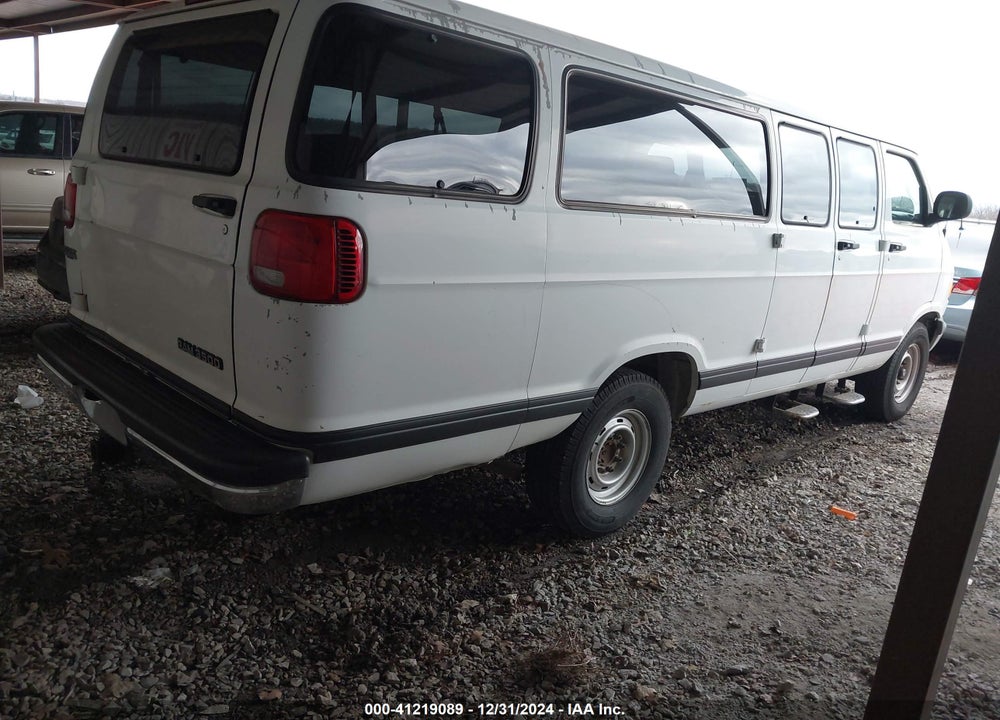 2002 DODGE RAM WAGON 3500 VIN: 2B5WB35Z12K138170
