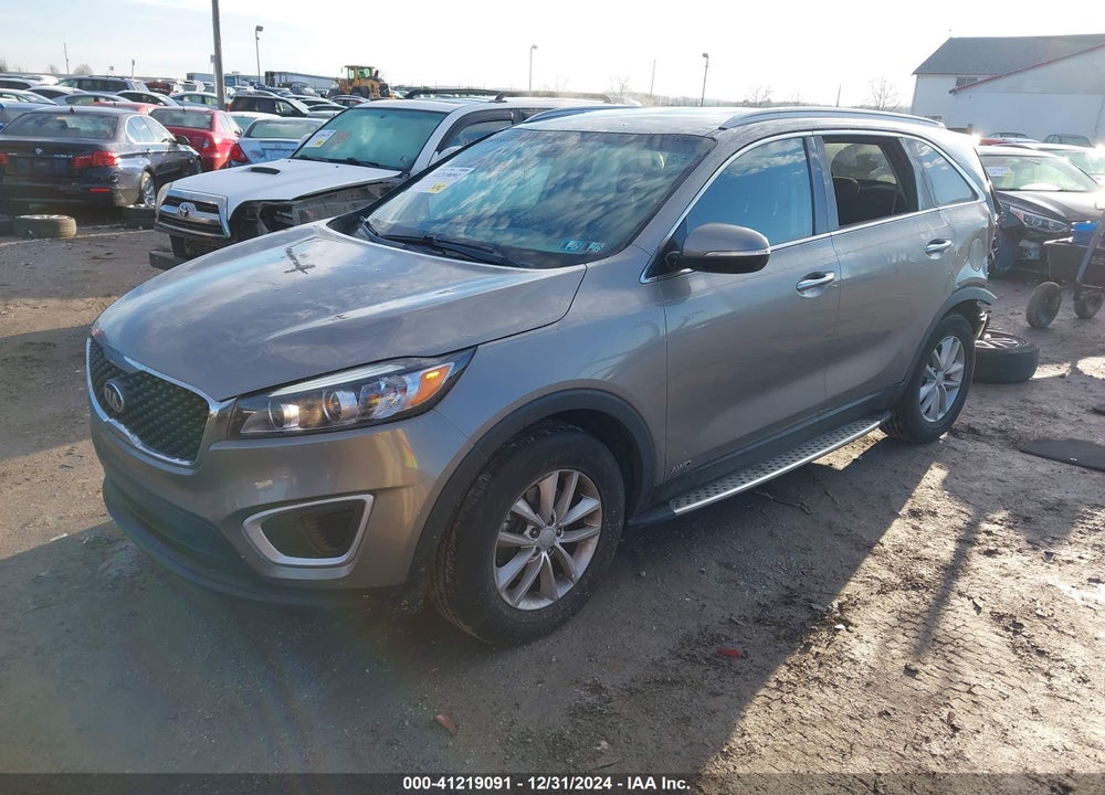 2018 KIA SORENTO 2.4L LX VIN: 5XYPGDA39JG399142