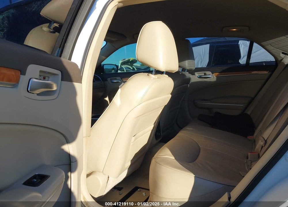 2014 CHRYSLER 300C VIN: 2C3CCAEG8EH283187