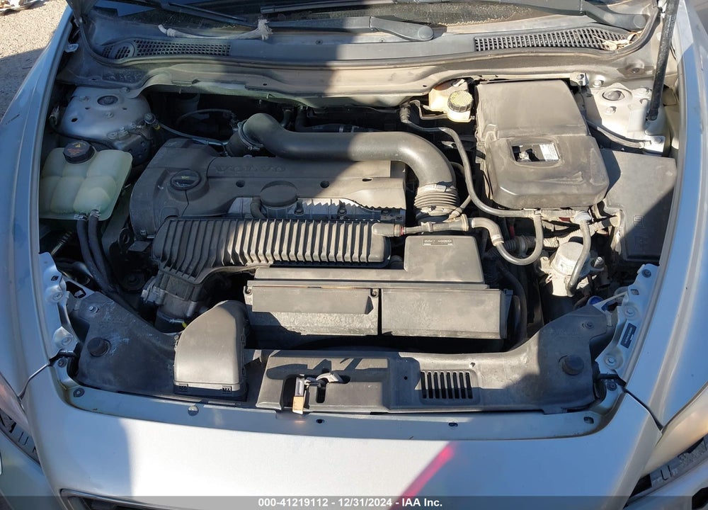 2013 VOLVO C30 VIN: YV1672MKXD2306091