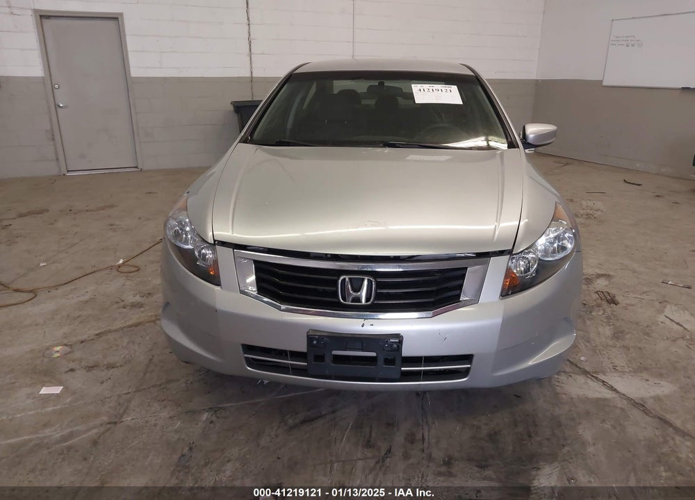 2008 HONDA ACCORD 2.4 LX-P VIN: 1HGCP26408A039323