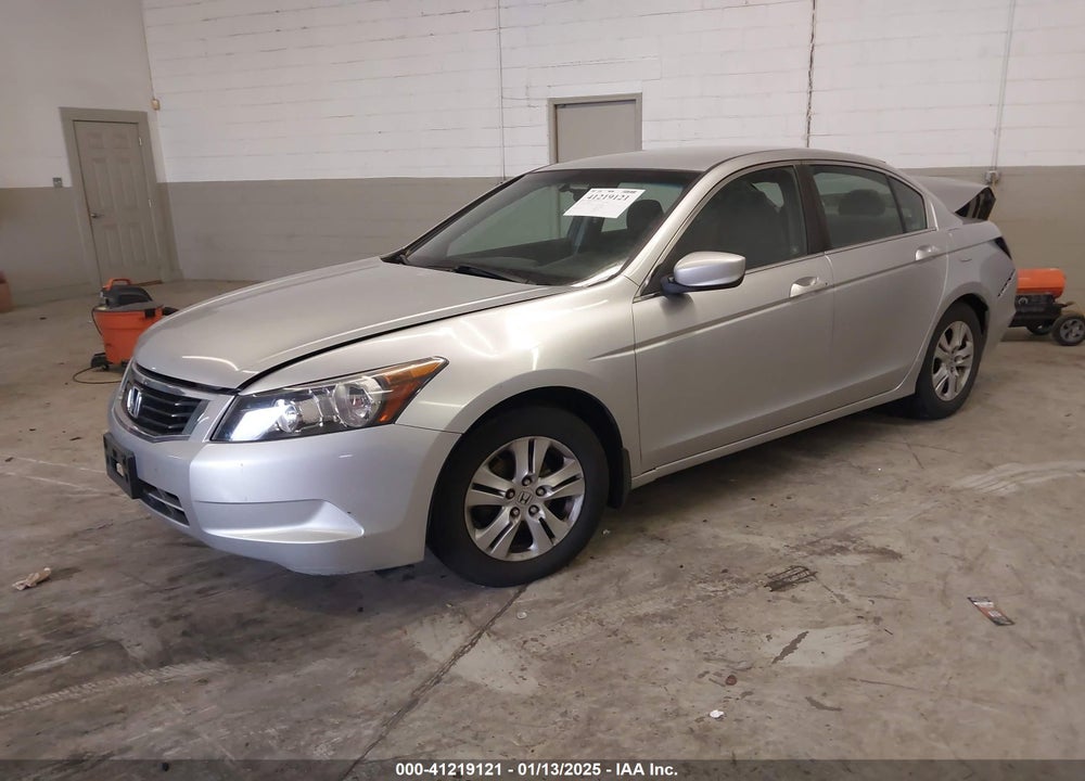 2008 HONDA ACCORD 2.4 LX-P VIN: 1HGCP26408A039323