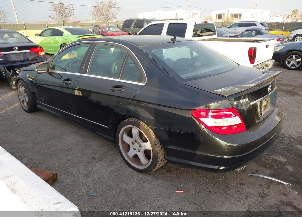 2010 MERCEDES-BENZ C 300 VIN: WDDGF5EB4AF370005