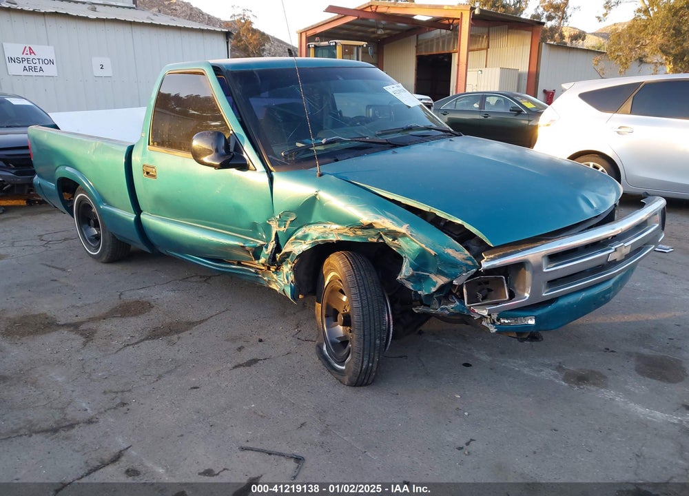 1996 CHEVROLET S TRUCK S10 VIN: 1GCCS14X2T8151349