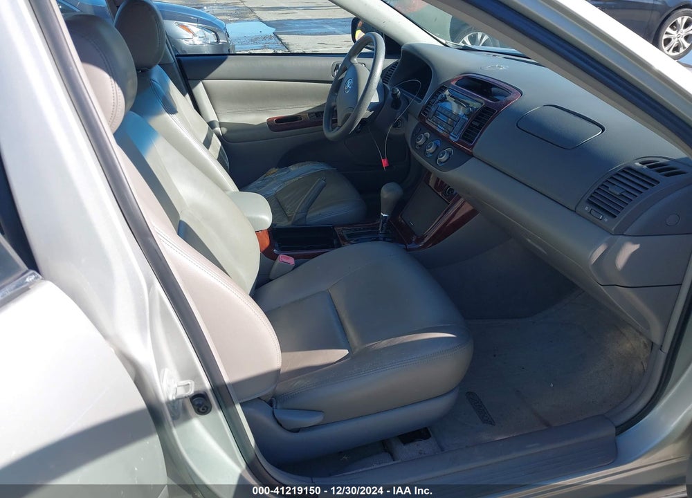 2005 TOYOTA CAMRY STD/ VIN: 4T1BE32K75U420120